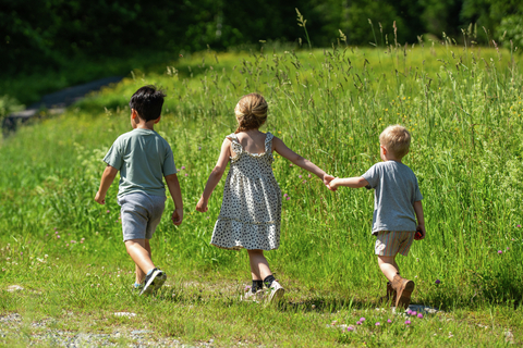 summer mountain camp kids activities daycare sun pond swim fish smiles counselor staff net water
