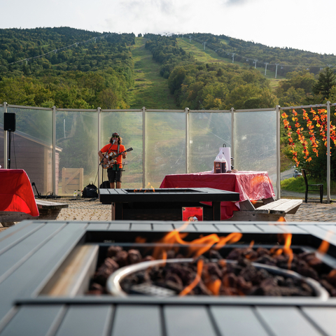 fall foliage dinner mid mountain bbq food beverage outside venue guests