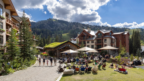 Guests enjoy live music while staying in Solitude Village. 