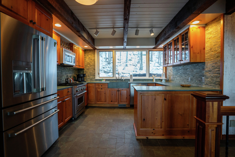 RENTAL PROPERTY74 Northwood house home guest lodging stay book