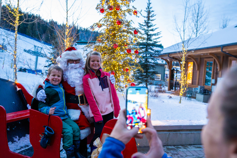 Treelighting Deck the Slopes Tree Lighting