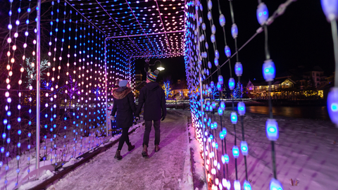 Holiday Magic, Village, Night, Lights