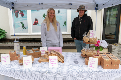 farmers market vendor village guest shopping food beverage