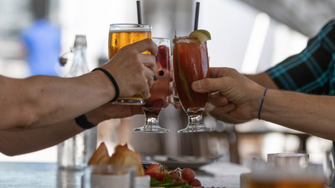 Summitview Mountaintop Pavilion, Pre-rebrand