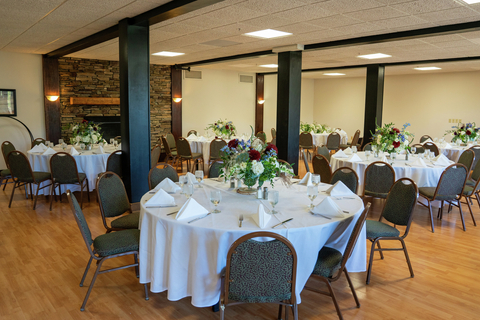 EVENT SPACE Living room black bear lodge wedding reception guests breakfast food beverage