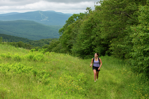 hiking photos sunday stroll jaunt hike climb exercise uphill
