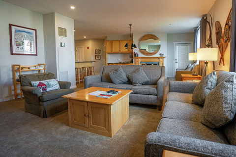rental property lodging guest room stay vacation housing long trail 227