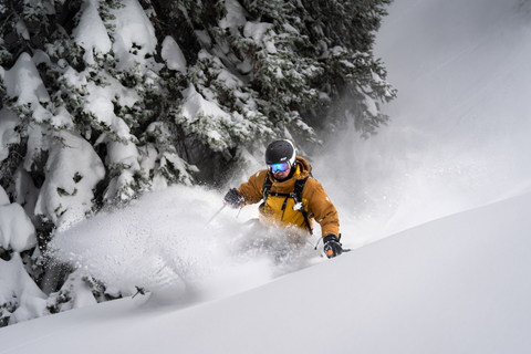 skiing powder