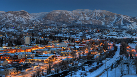 Town & Mountain Pano December 2018