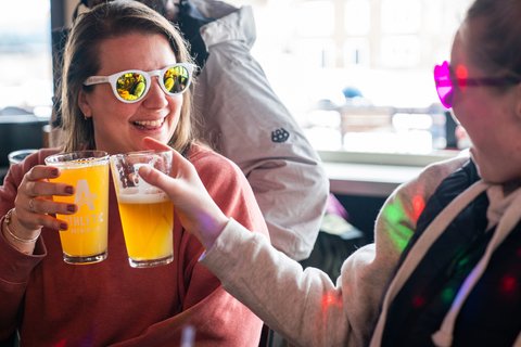 grizzlys model shoot bar restaurant food beverage beer drinks chilling friends social celebrate good times
 