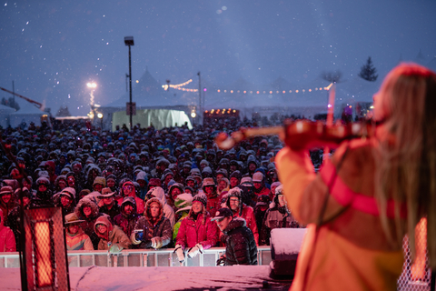 WinterWonderGrass concert crowd