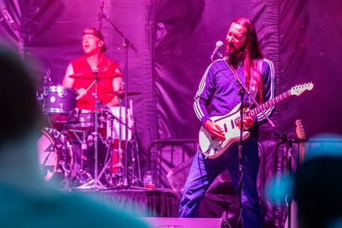 Red Not Chili Pepper concert show guest party apres night drinks