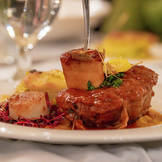 Snowcat Dinner supper luxury course experience fancy upscale dine dinning food drink beverage