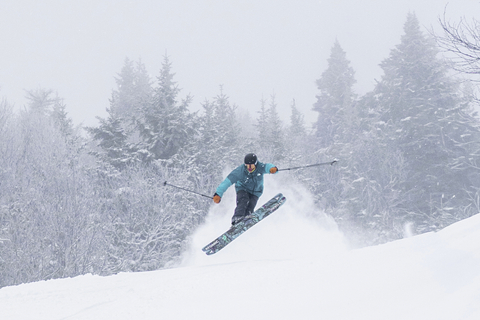 10 inches inch saturday powder pow fresh gnar ski snowboarding skiing snowboarding trees spruce snow 