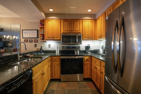 RENTAL PROPERY Mountain Watch 2207 lodging lodge guest room stay hotel condo book sleep