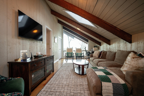 RENTAL PROPERTY74 Northwood house home guest lodging stay book