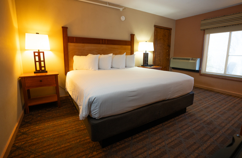 Back Bear Lodge Hotel at Stratton Mountain Resort