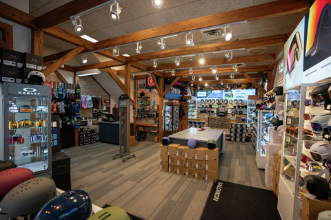 best selection of snowboard and ski goggles and snowboard helmets and ski helmets in the stratton village