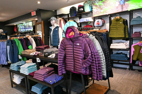 Village Retail, Shopping, Jackets, The North Face, Summit Shop