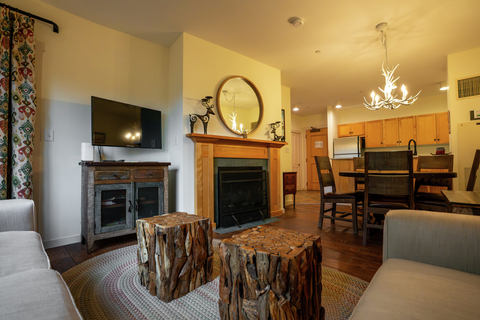 rental property lodging guest room stay vacation housing long trail 240